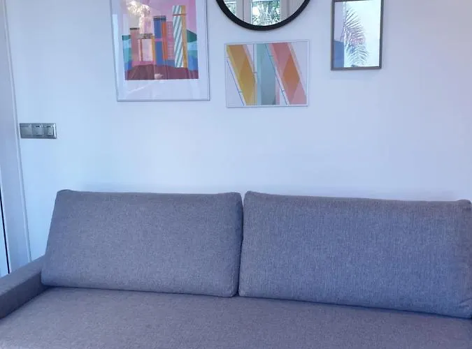 Rocachica 103 Bajondillo Апартаменты *